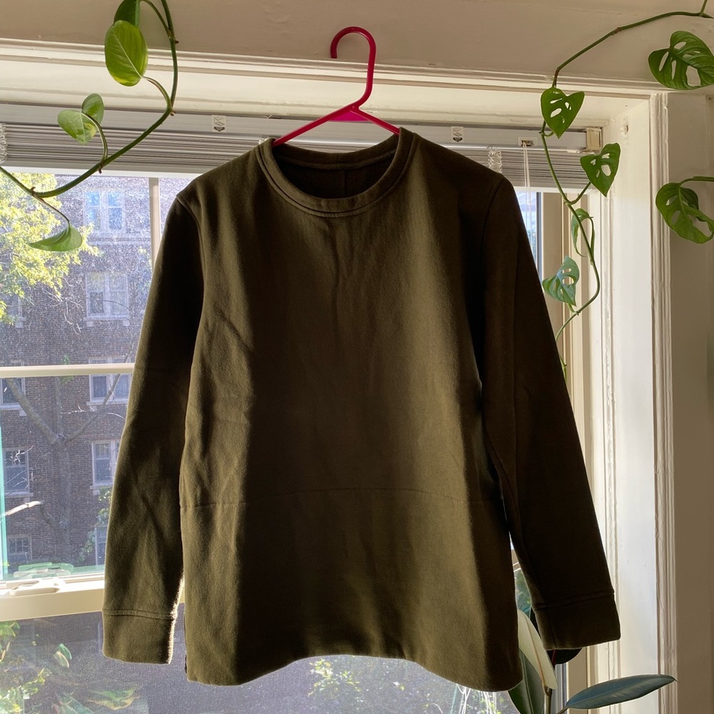 Lululemon Olive Green Yes Fleece Pullover Crew Neck Long Sleeve with Zip Pockets